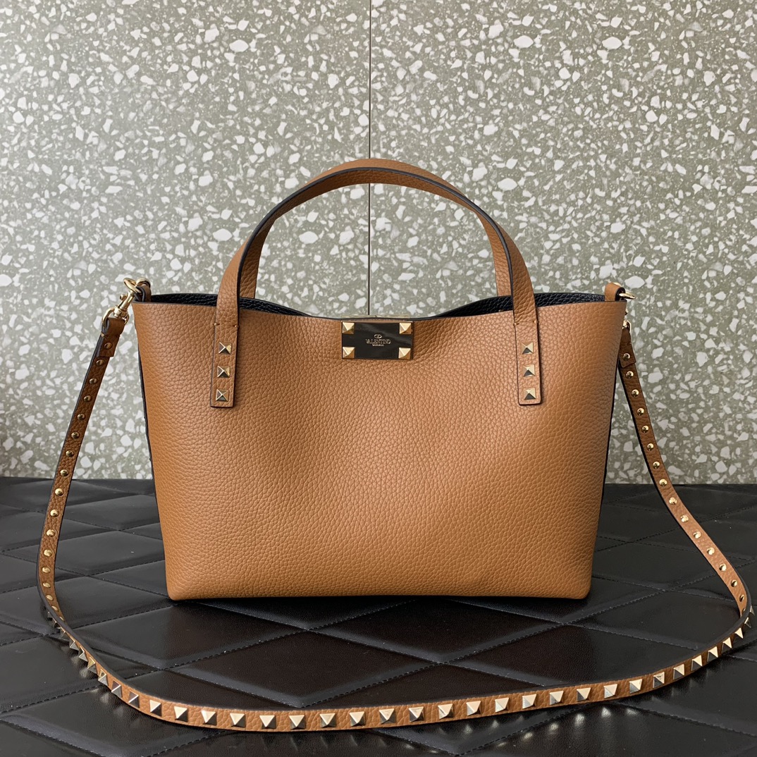 Valentino Garavani Rockstud Tote Bag in Brown Grainy Calfskin